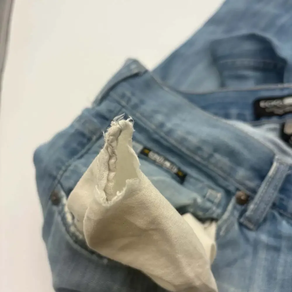 Ecko Unltd. Vintage Denim Jeans with Embroidered Skull Patch, Baggy Fit, Size 38